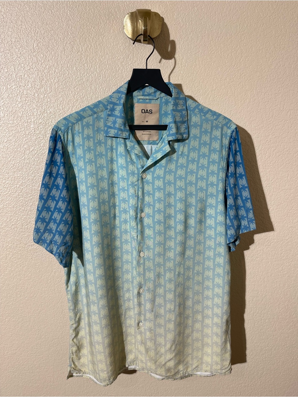 OAS Polar Sky Viscose Shirt Mens Medium Blue Gradient Short Sleeve Beach Resort